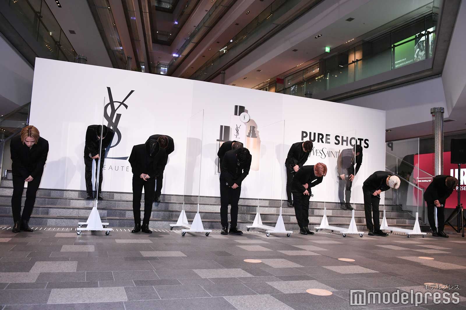 JO1／（後列）佐藤景瑚、金城碧海、白岩瑠姫、鶴房汐恩、與那城奨（前列）大平祥生、木全翔也、豆原一成、川西拓実、川尻蓮、河野純喜（C）モデルプレス