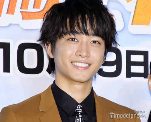 佐藤寛太、共演者と「裸の付き合い」<駐在刑事>