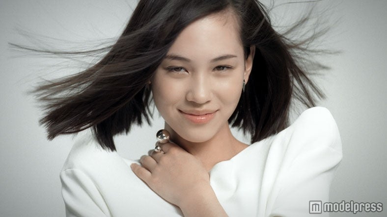 水原希子（CMカット）