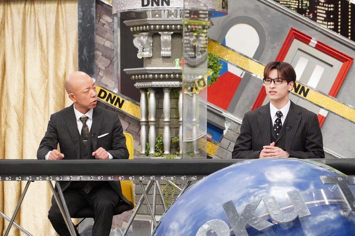 小峠英二、金城碧海(C)フジテレビ