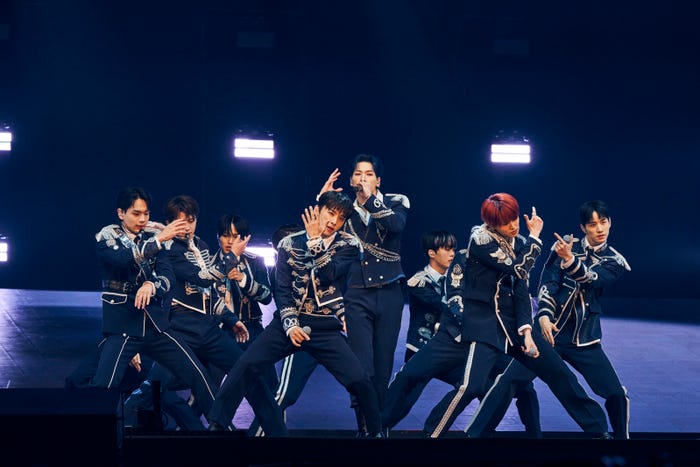 「2023 JO1 2ND ARENA LIVE TOUR ‘BEYOND THE DARK’」有明アリーナ初日公演(C)LAPONE Entertainment