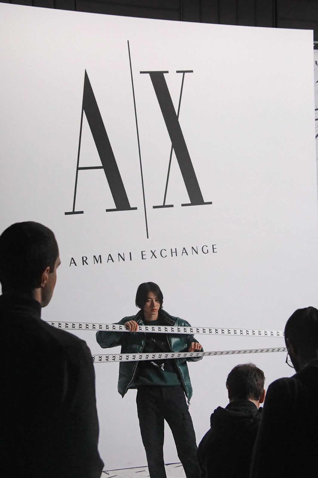 山崎賢人／メイキングカット