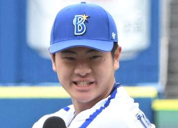 DeNA 支配下昇格の高見沢「一人前の野球選手だっていうことをアピールしていかなくちゃいけない」 東京Dで会見