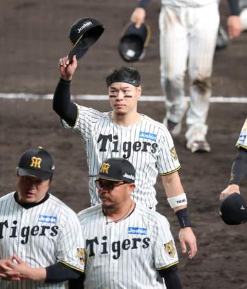 【解説】阪神・佐藤輝は挫折もプラスに変えて三冠王を手に 考え抜いてたどり着いた打撃 課題だった確実性上がって安打数増え打率向上