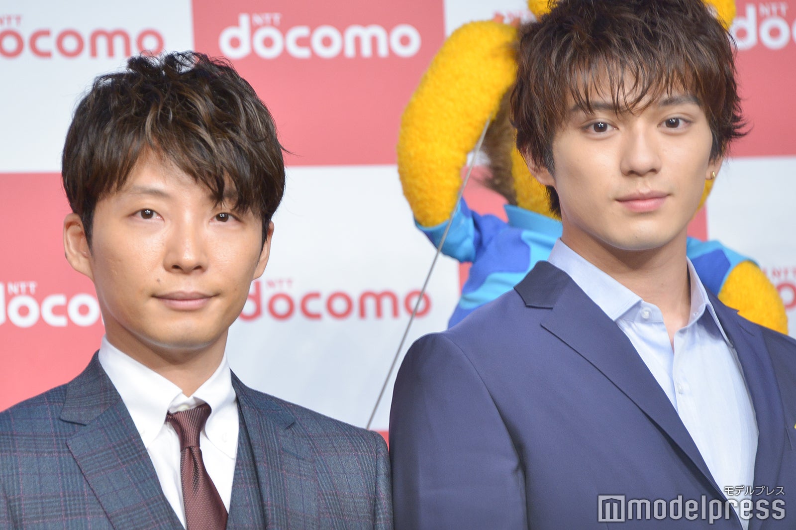 星野源、新田真剣佑 （C）モデルプレス