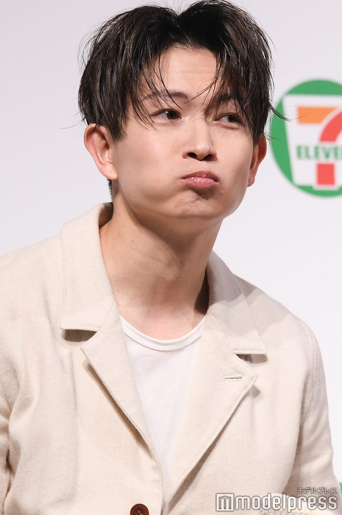 綱啓永(C)モデルプレス