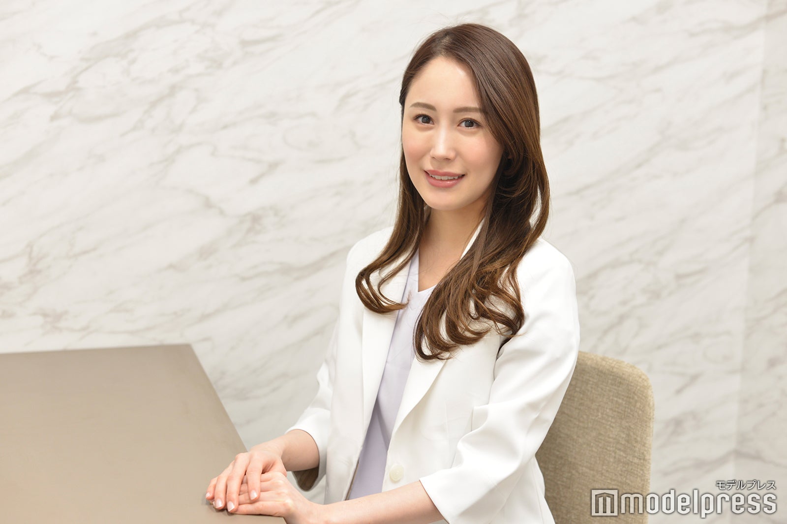 蜂須賀由布子先生（C）モデルプレス