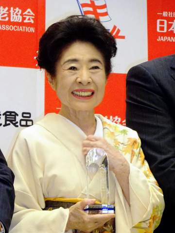 中村玉緒さん死去