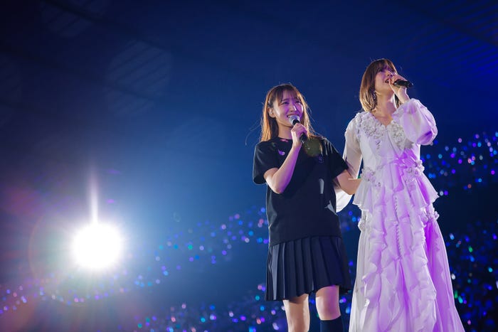 菅井友香、渡邉理佐/撮影:上山陽介