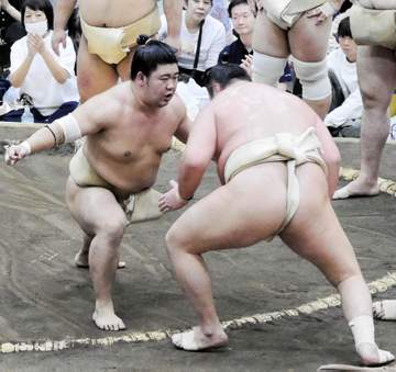 大関足がかりつくった藤ノ川「声援が増えた」相撲を取る稽古再開、関西への巡業が楽しみ【大相撲】