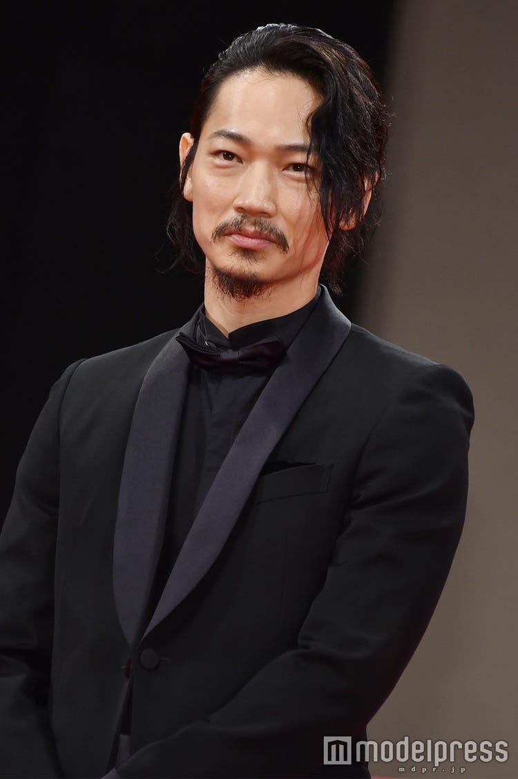 綾野 剛 激 やせ