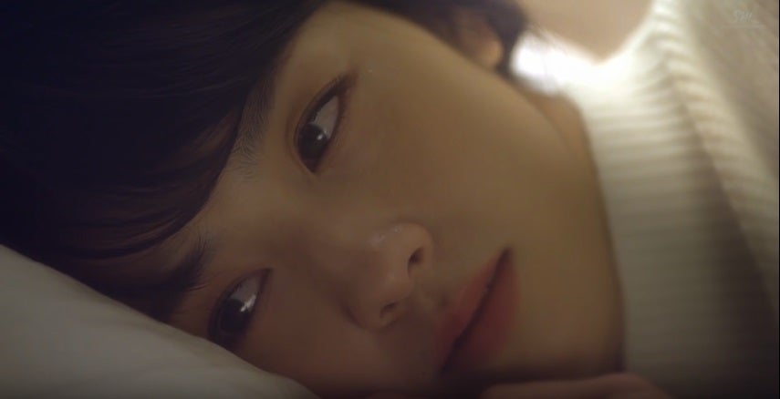 桜庭ななみ出演のEXO「For Life」MVより