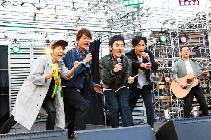 オープニングはゆずと生ライブ(C)AbemaTV