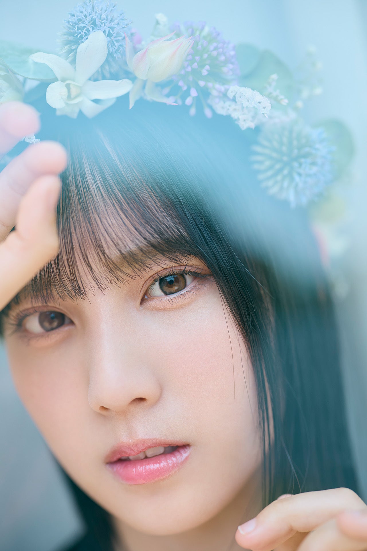 日向坂46 鶴崎仁香さん直筆サイン入り全身写真 日向坂46 生写真
