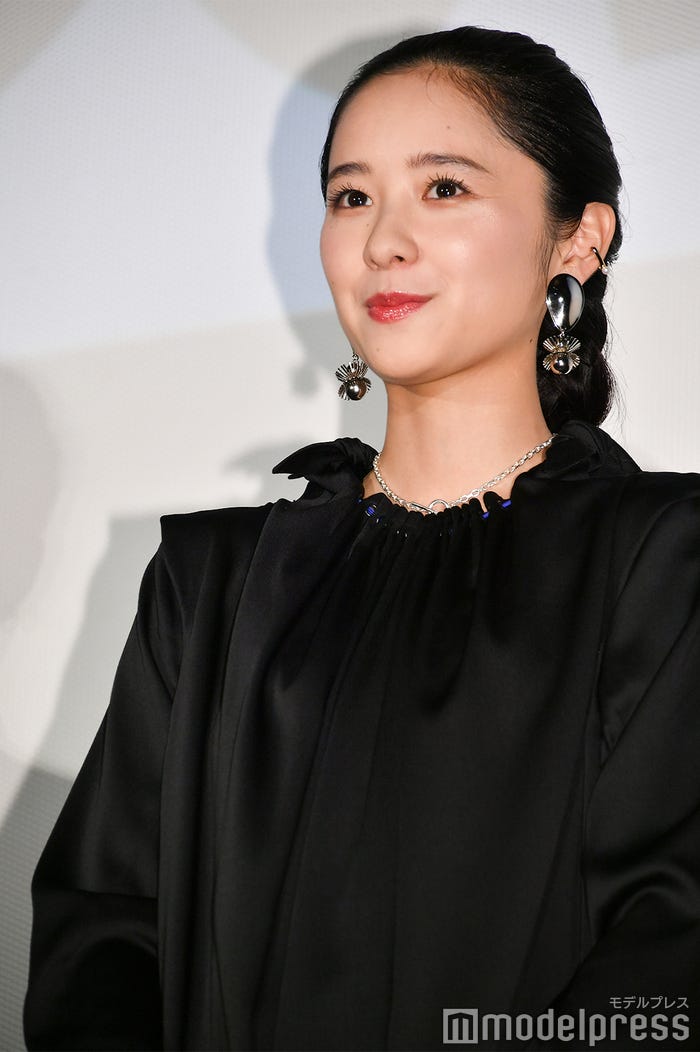 堀田真由 (C)モデルプレス