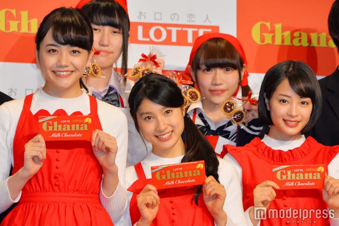 松井愛莉、土屋太鳳、広瀬すず (C)モデルプレス