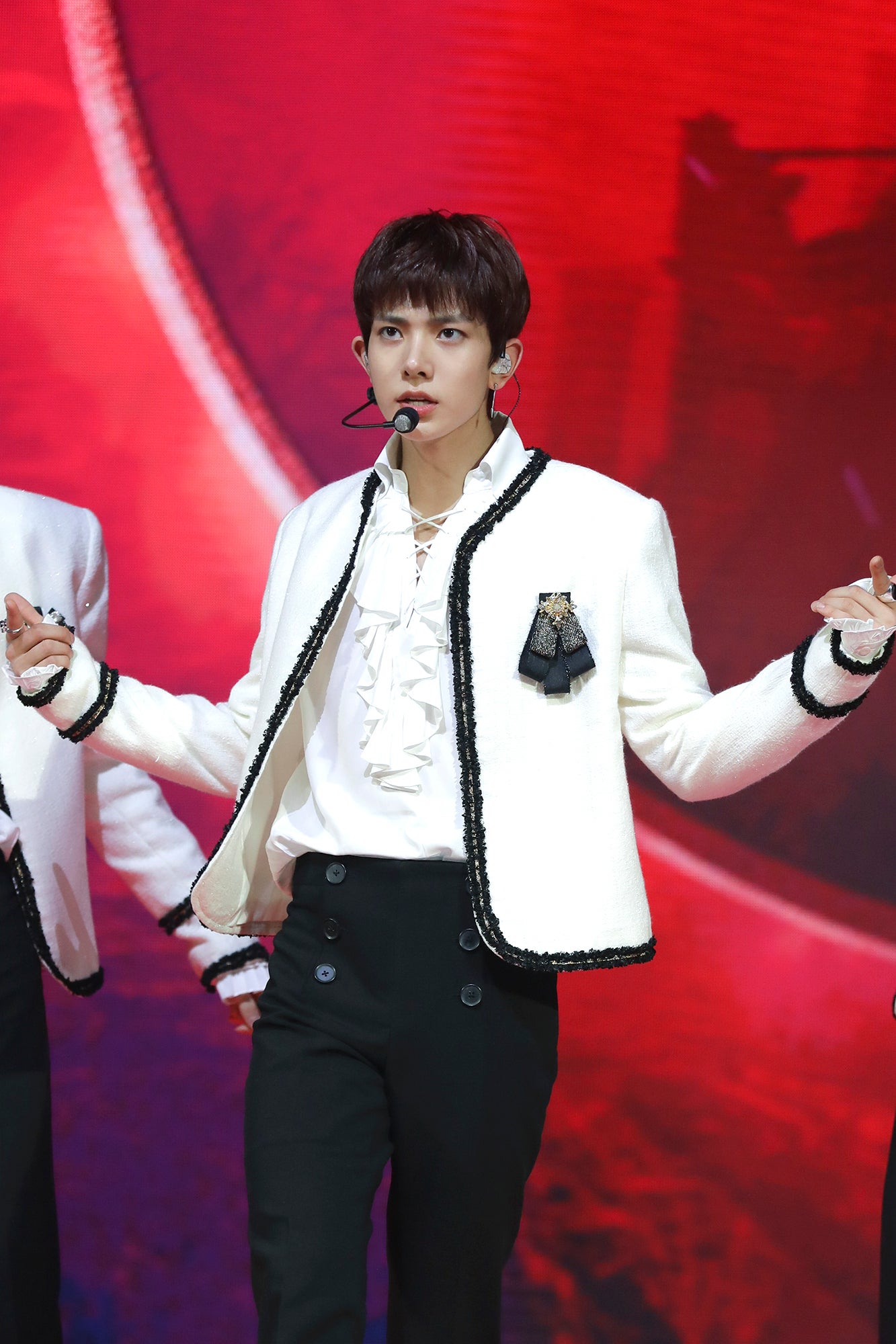 HEESEUNG（C）BELIFT LAB