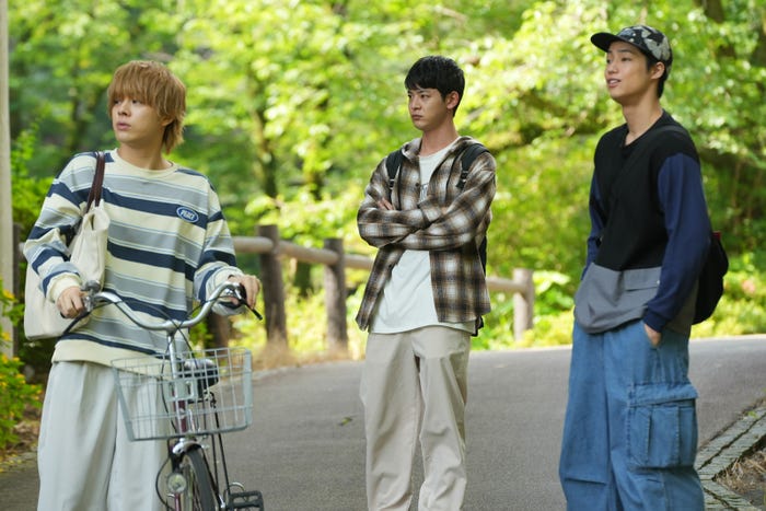 宇佐卓真、小林虎之介、夏生大湖「ひだまりが聴こえる」第8話より(C)「ひだまりが聴こえる」製作委員会