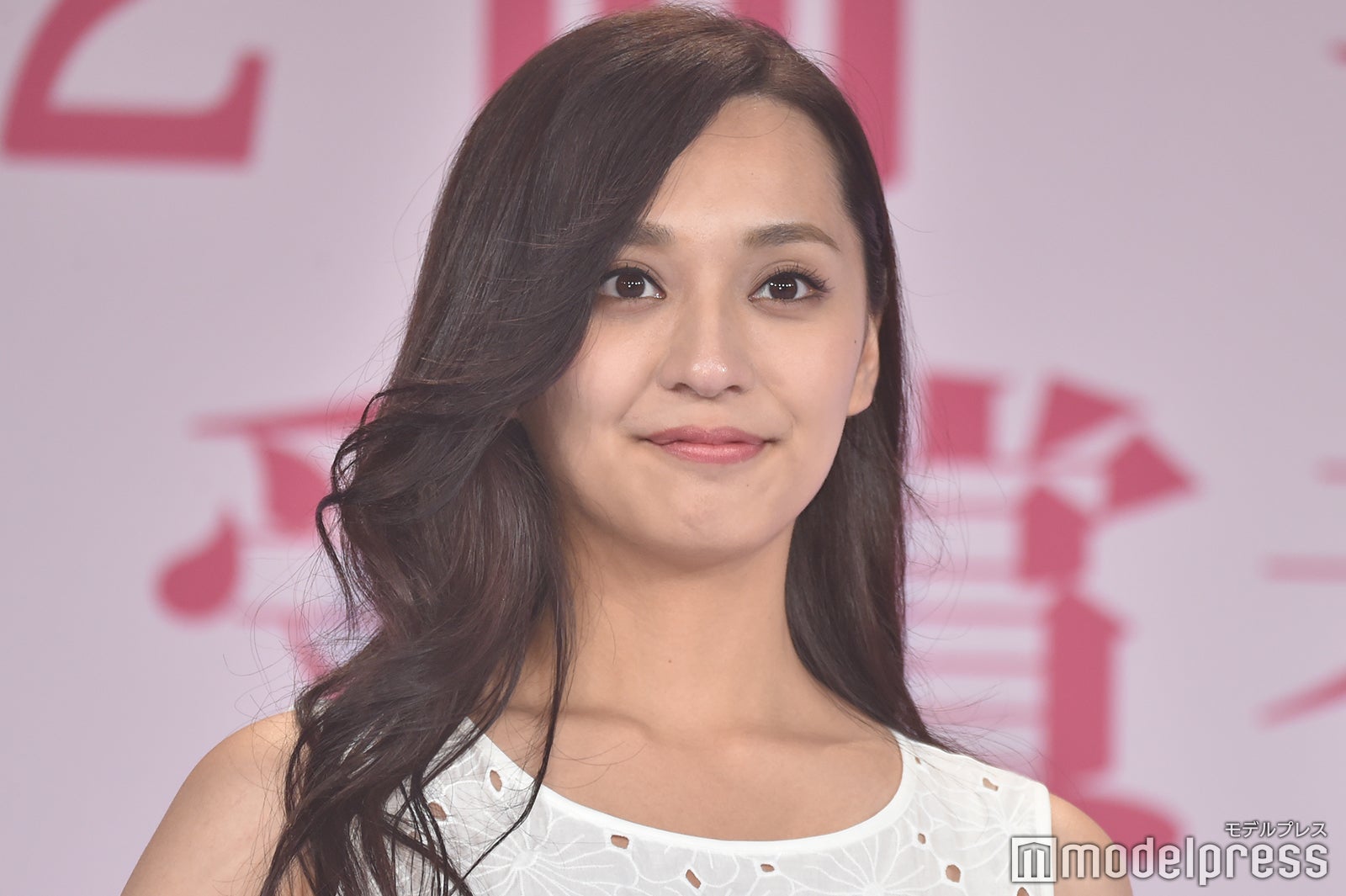グラビア賞・鈴木佳奈さん （C）モデルプレス