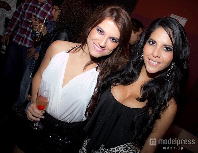 お酒無しでも飲み会で男性モテを叶える秘訣とは