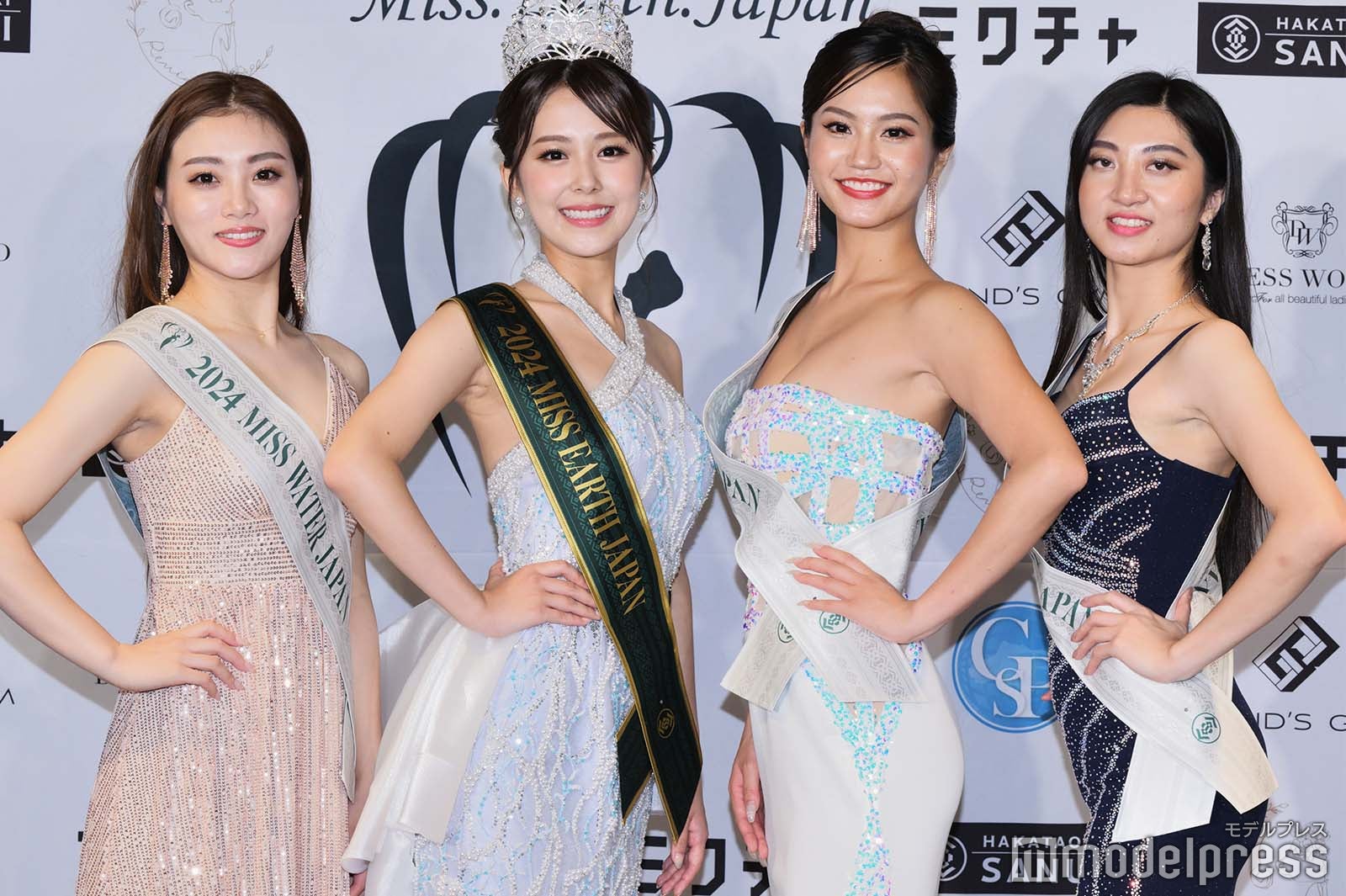 （左から）武内奈胡さん、古川杏さん、植原雪菜さん、丸田佳乃さん（C）モデルプレス