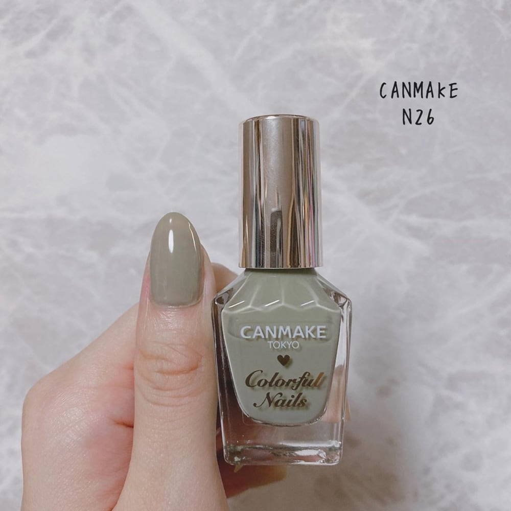 今年のトレンド完全攻略 これで完璧 グリーン系ネイル カラーチャート モデルプレス