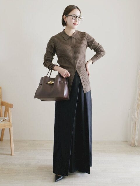 2025冬大人女性おすすめポロニットメリハリコーデ