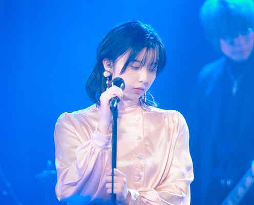 上白石萌歌、adieuとして初ライブ「強い意志があった」 “時を止める歌声”で魅了