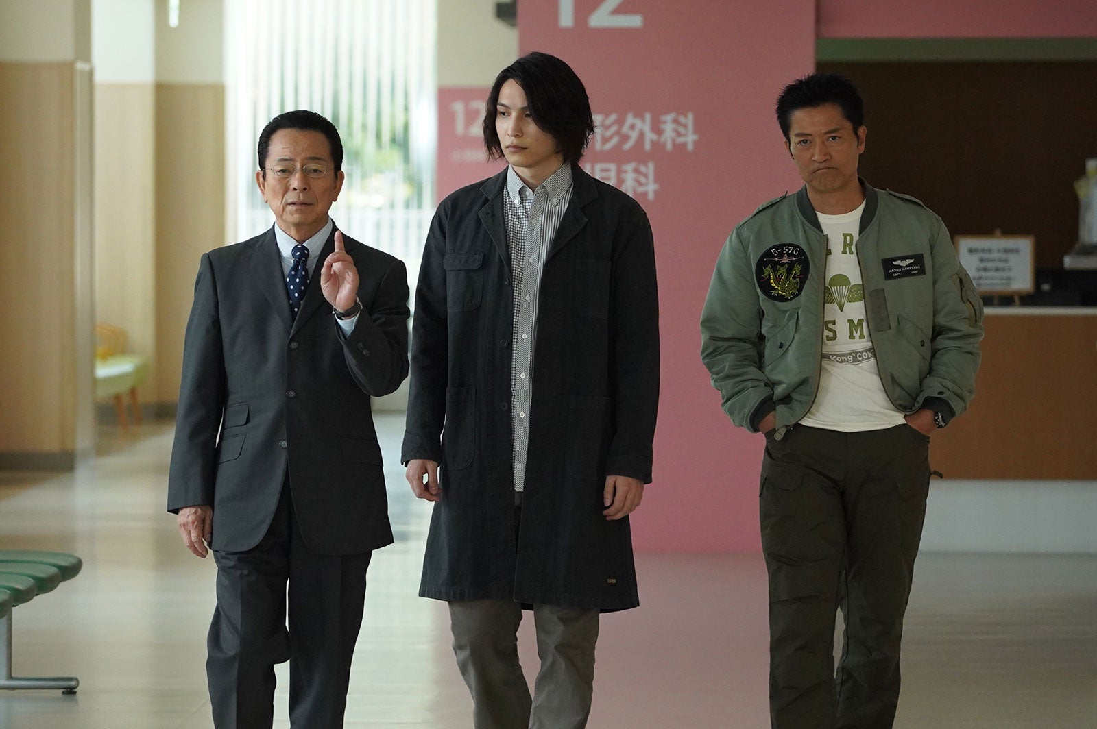 水谷豊、レイニ、寺脇康文「相棒 season23」第8話（C）テレビ朝日