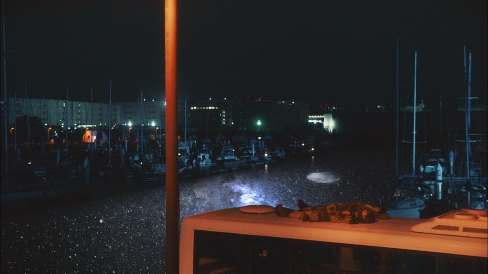 「ヒールの高さ」MVより （提供写真）