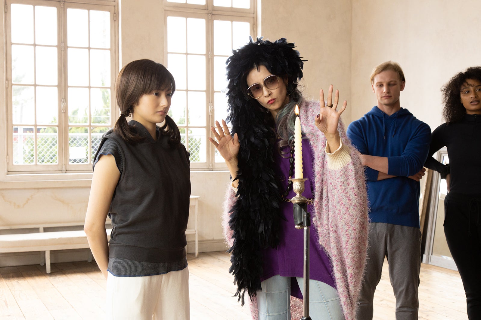 安斉かれん、水野美紀「Ｍ　愛すべき人がいて」第2話より（C）テレビ朝日／AbemaTV,Inc