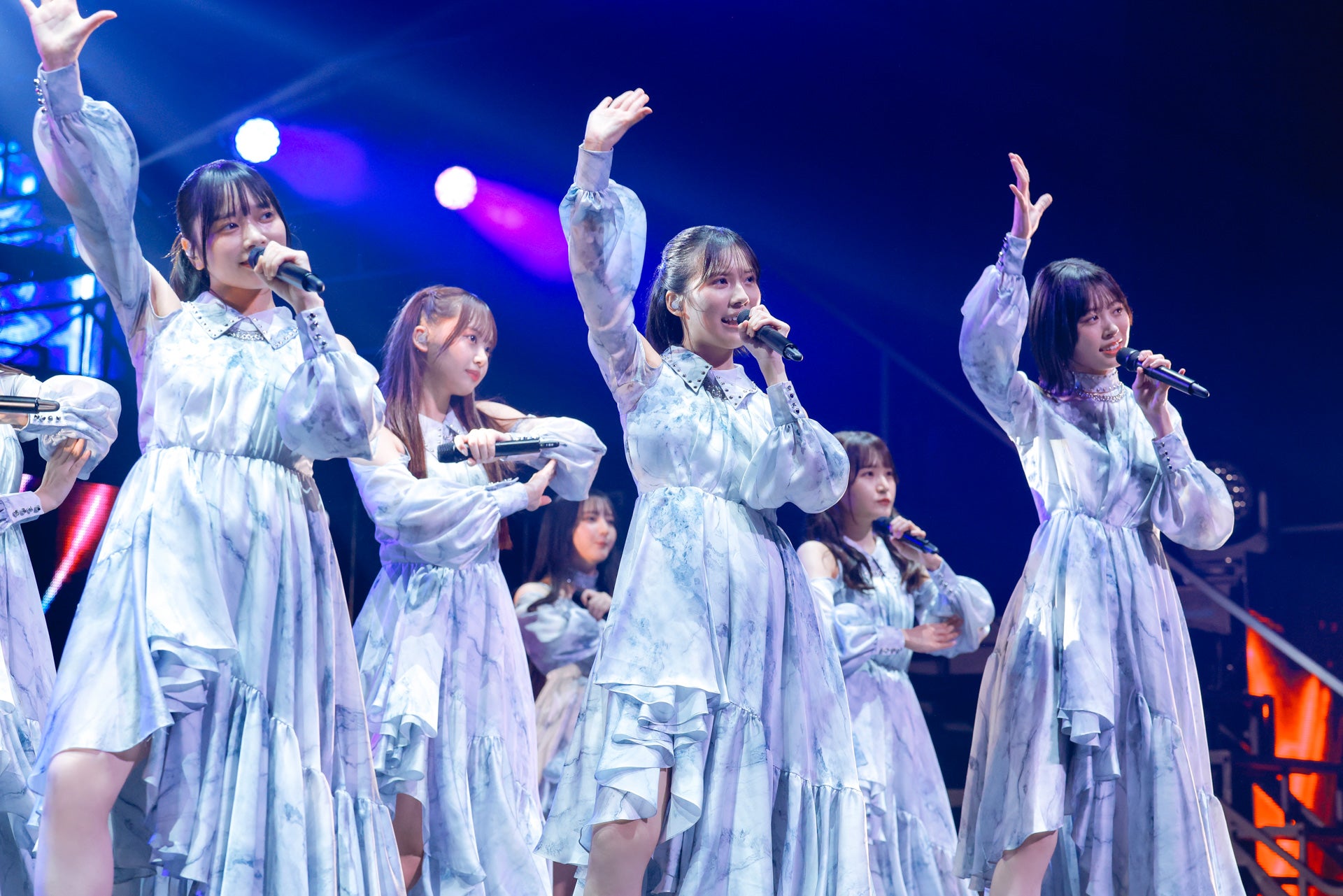 日向坂46 高本彩花 直筆サイン入りデカ缶スタンド 4回目のひな誕祭 2025年最新】4回目のひな誕祭 サインの人気アイテム - メルカリ
