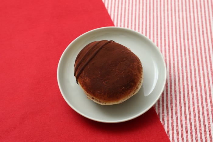 【イタリアンカフェ】ティラミスクリームドーナツ185円(税込199.80円)(提供写真)