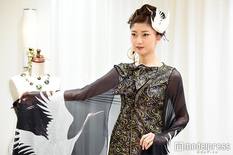 5618 Berryz工房 熊井友理奈 生写真 50枚セット 駿河屋 -<中古>Berryz工房/熊井友理奈/膝上・衣装カーキ・右手腰