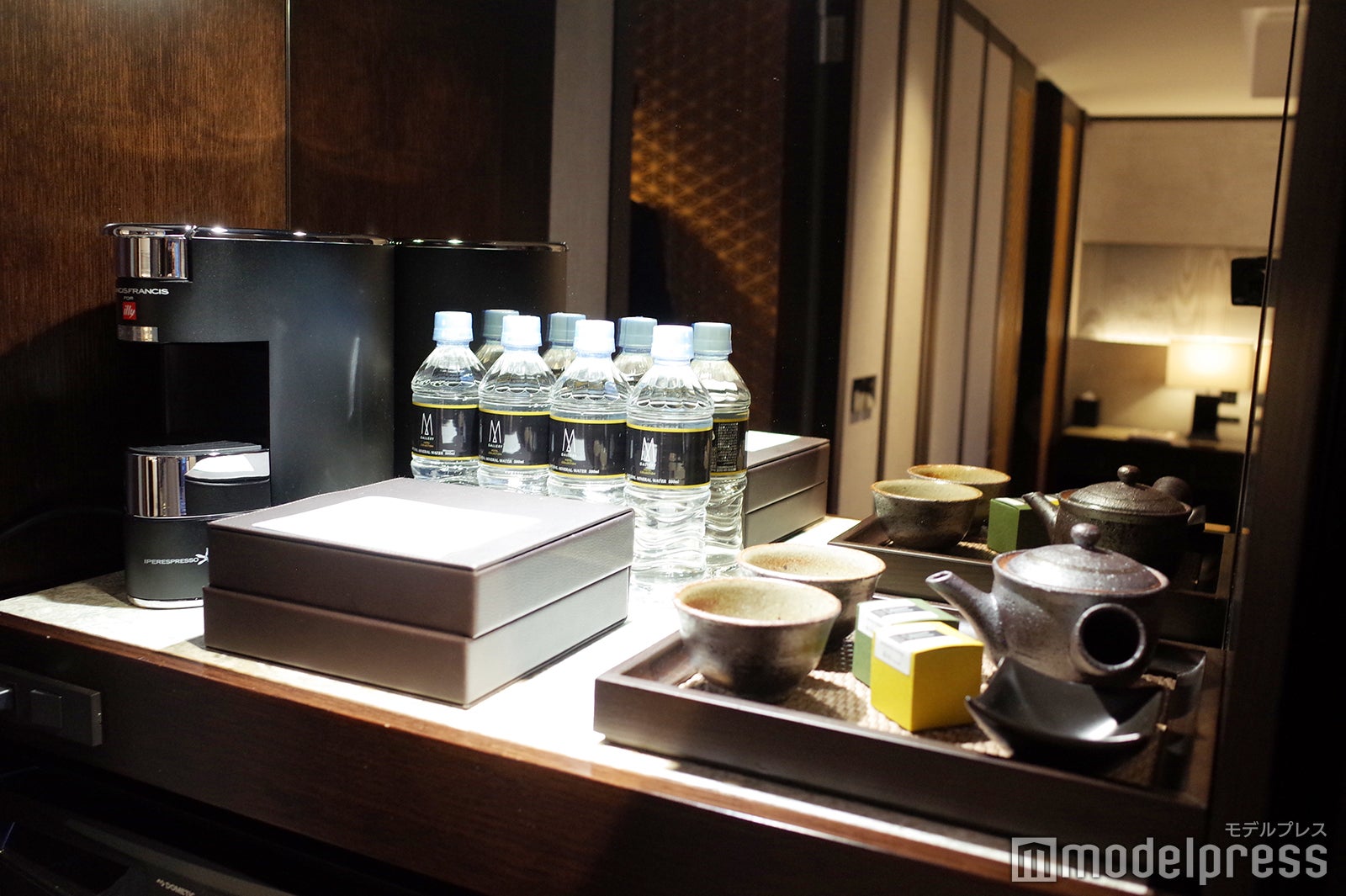 スイートルーム（C）モデルプレス