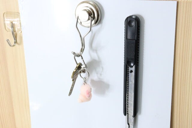 磁石がくっつくスチールタイル(ホワイト) 使用例 磁石がくっつくスチールタイル(ホワイト) 使用例