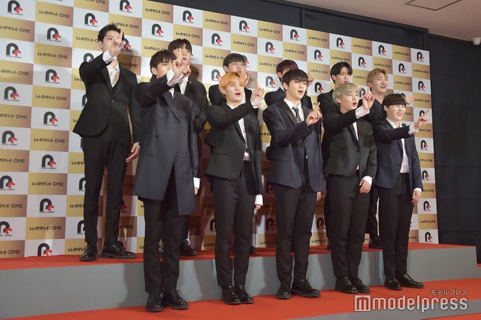 Wanna One(C)モデルプレス