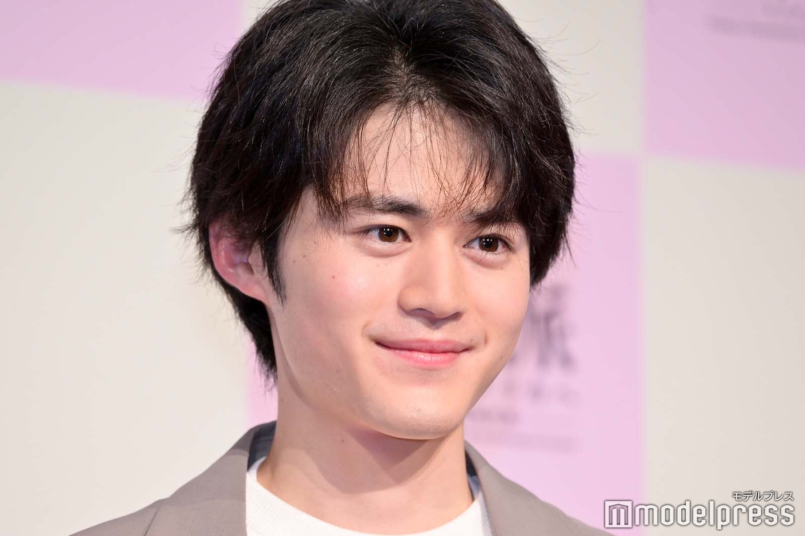 鈴鹿央士（C）モデルプレス