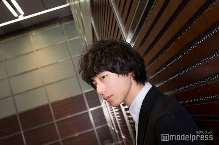 坂口健太郎(C)モデルプレス