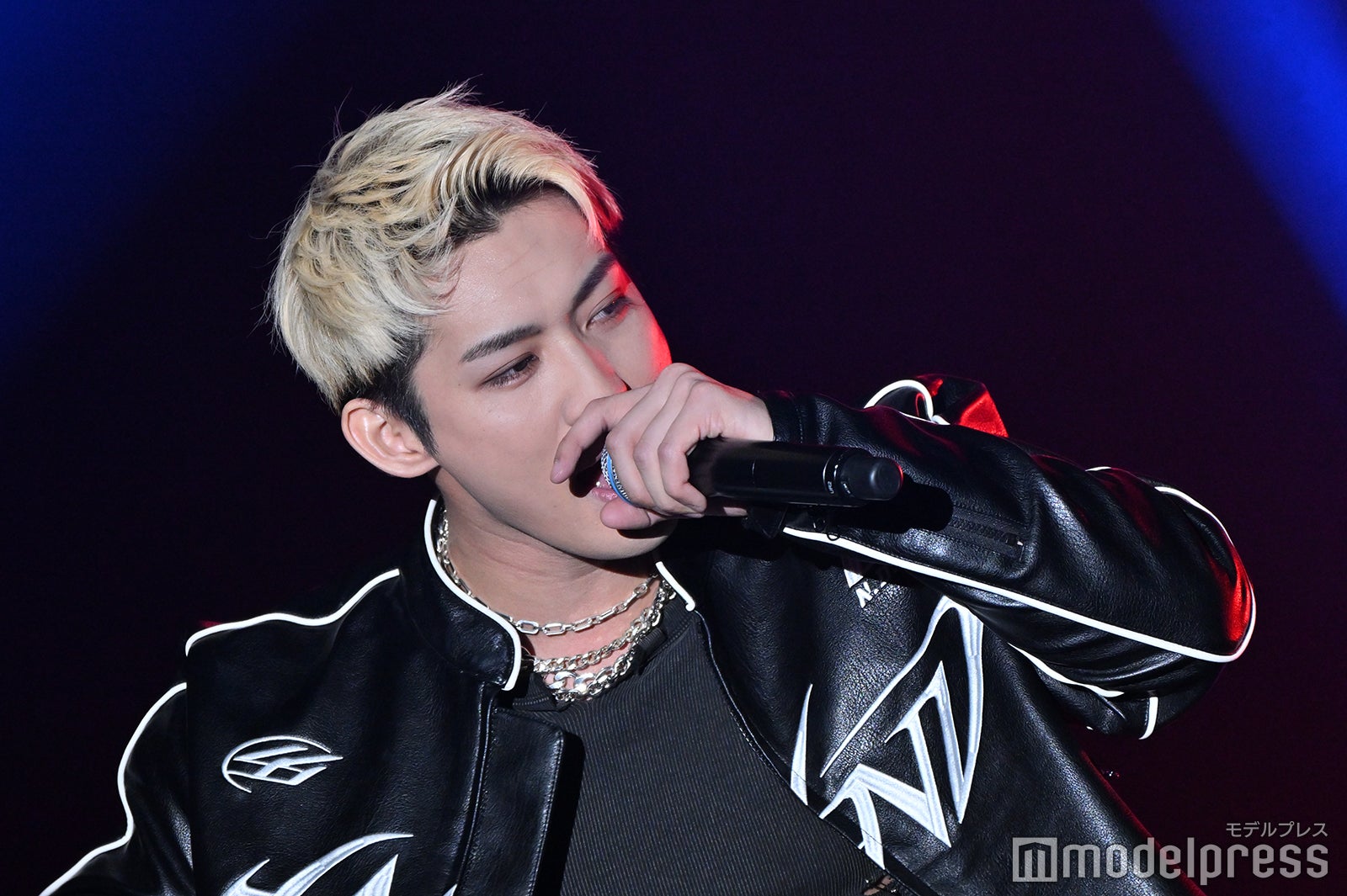 （C）モデルプレス