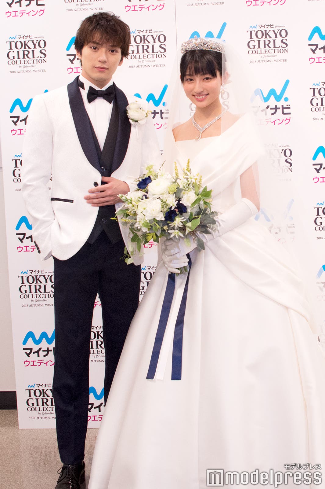 新田真剣佑、吉川愛(C)モデルプレス