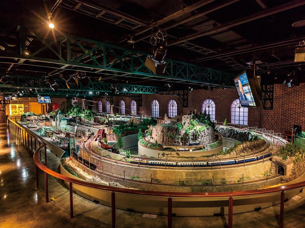 世界最大級（※）のスケールを誇るジオラマ「いちばんテツモパーク」※一般公開されている一番ケージの室内ジオラマとして（提供画像）