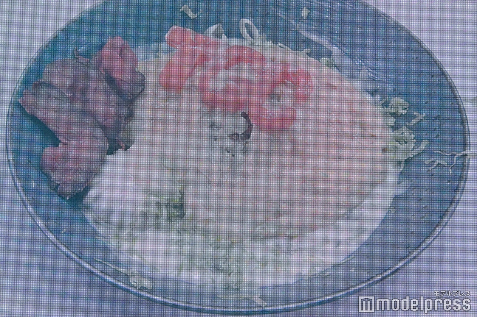 「旅エプスペシャル～ロースト和牛オムライスの静岡わさびソース～」（C）モデルプレス