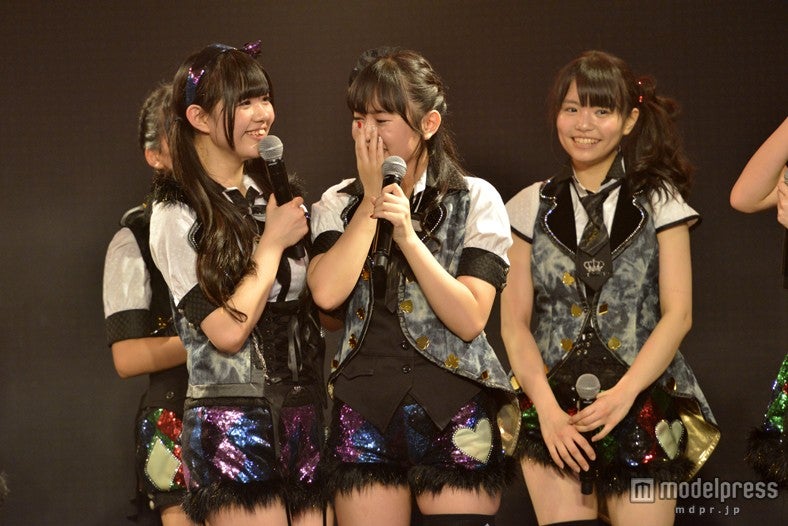 涙を流すキャプテン・多田愛佳（C）AKS