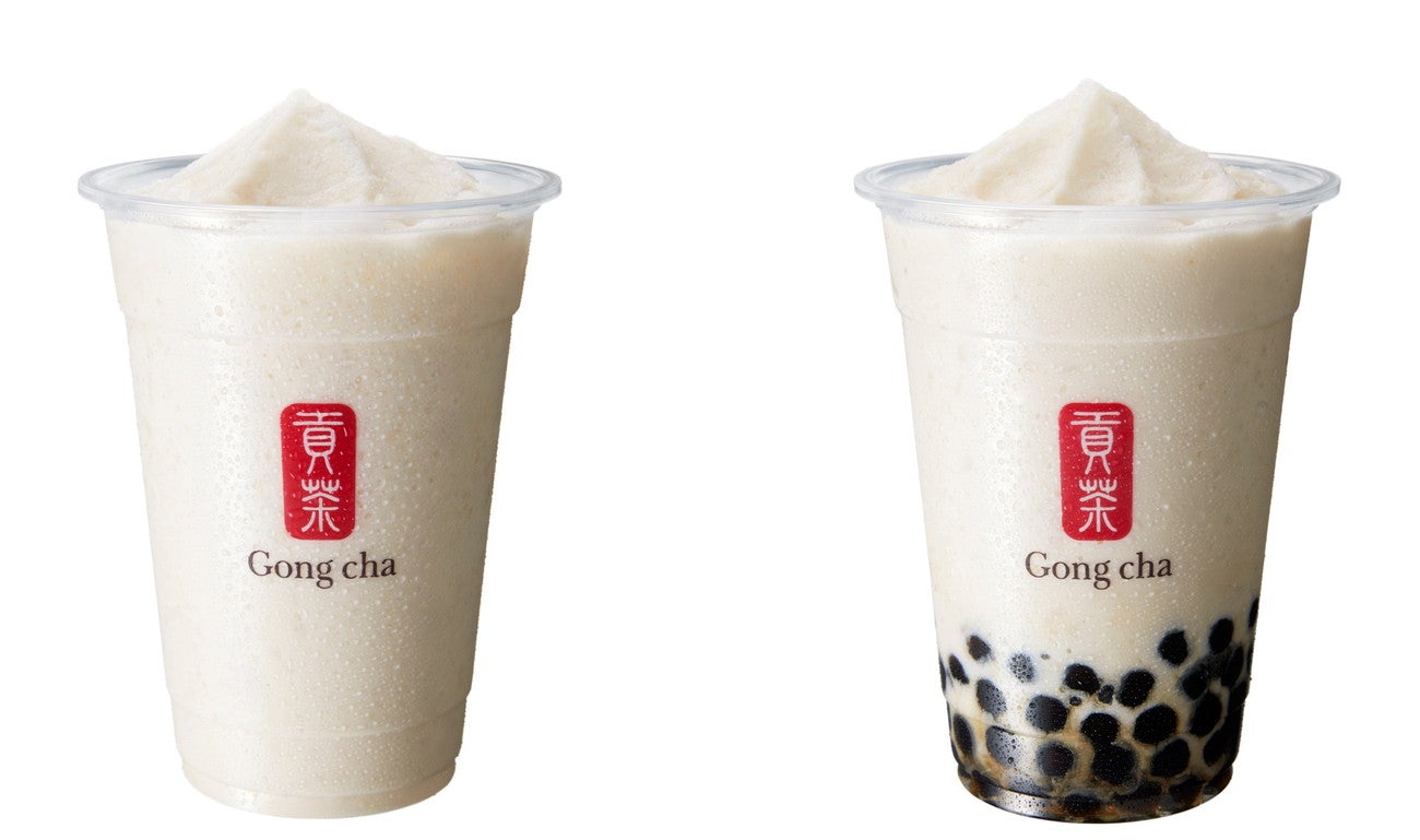 烏龍 ホワイトフローズンティー530円　、＋パール610円／画像提供：ゴンチャ ジャパン