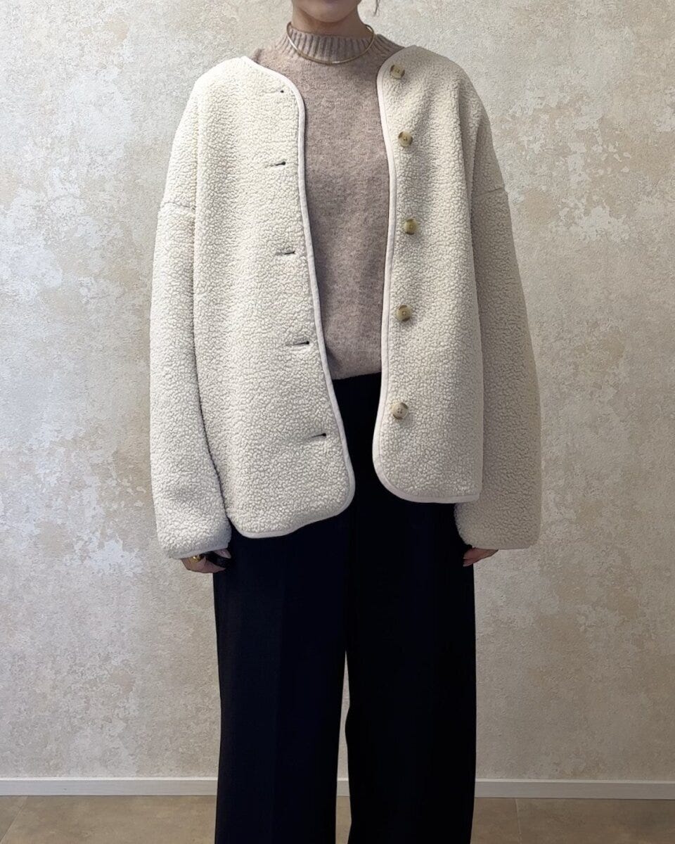 ユニクロボアフリースリラックスカーディガン　Mサイズ着用正面