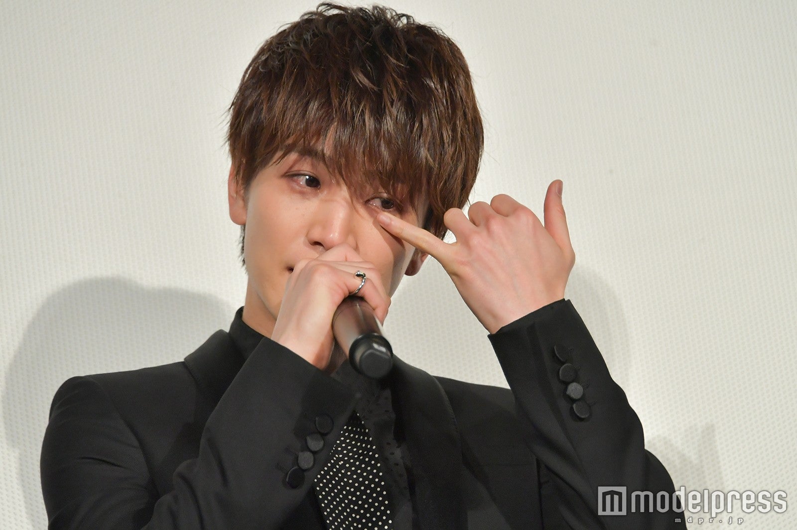 EXILE岩田剛典、感涙 “騙され”罰ゲーム…がまさかの展開に「まいったな」＜去年の冬、きみと別れ＞