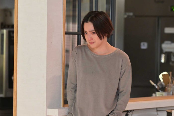 中村アン 「着飾る恋には理由があって」より(C)TBS