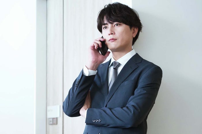 間宮祥太朗「真夏のシンデレラ」第3話より(C)フジテレビ