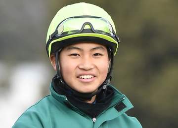 ロイヤルファミリー役ブレイヴソルジャーが初勝利 ドラマと同じオレンジのシャドーロールつけて初ダートで末脚光る 石田「ダートもこなせます。盛り返してくれた」